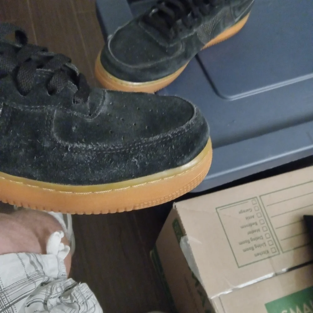 AF1 High 07 LB8- suede black gum bottom 806403-003